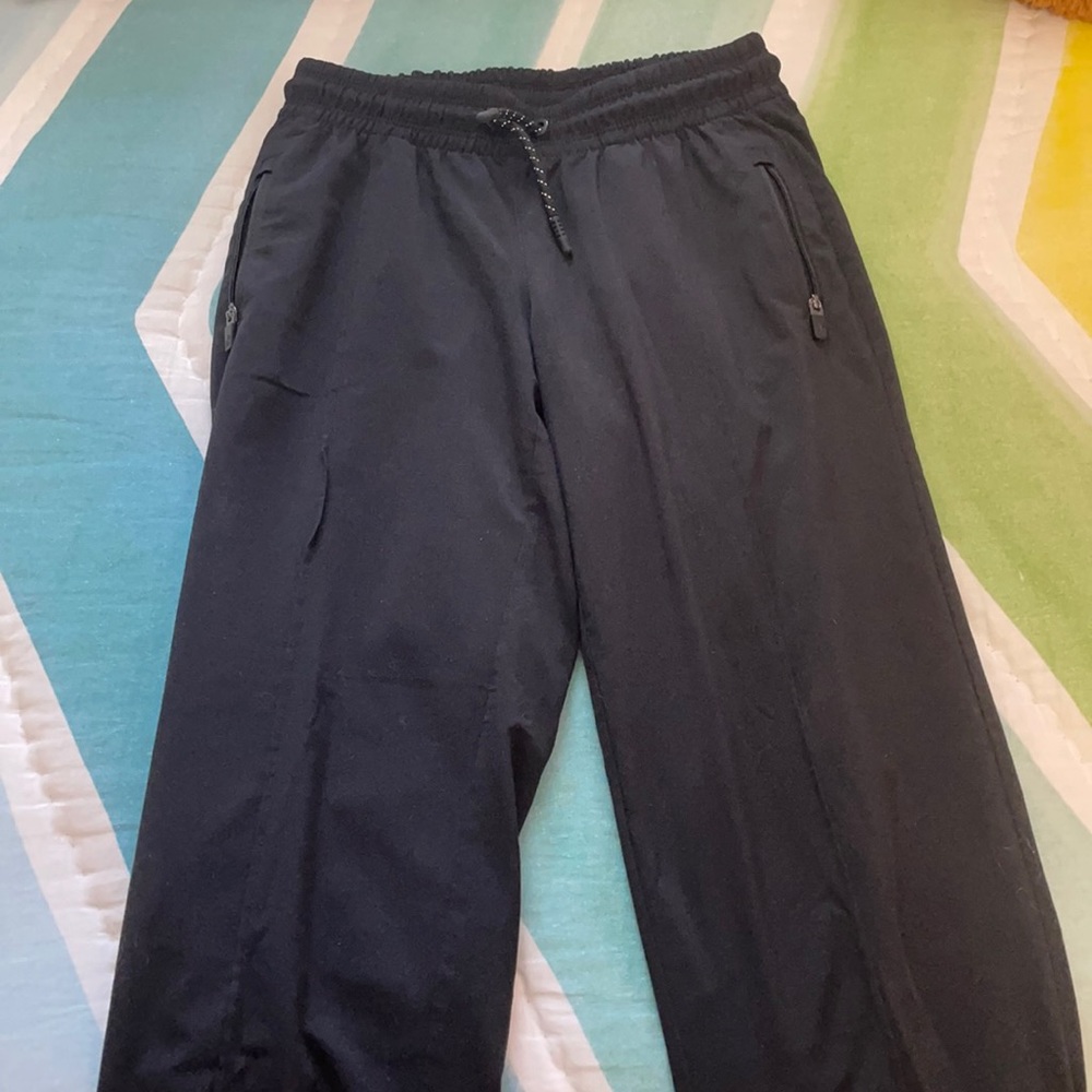 Athleta Girl S/7 Black Joggers